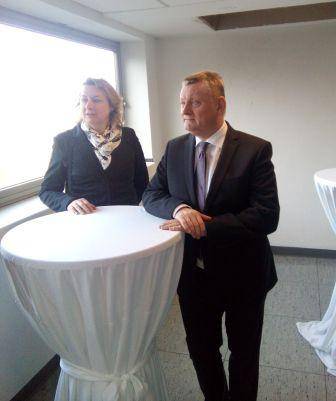 mit Bundesgesundheitsminister Hermann Gröhe im Krankenhaus Porz am Rhein - mit Bundesgesundheitsminister Hermann Gröhe im Krankenhaus Porz am Rhein
